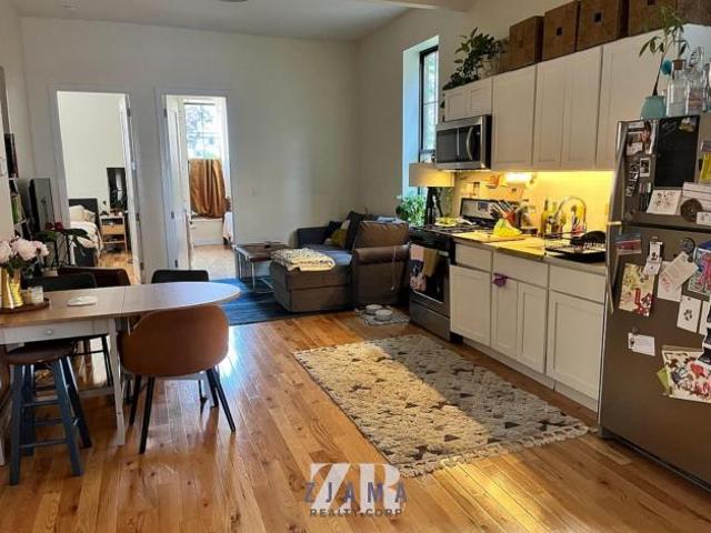 Apartment for rent in Arverne, New York