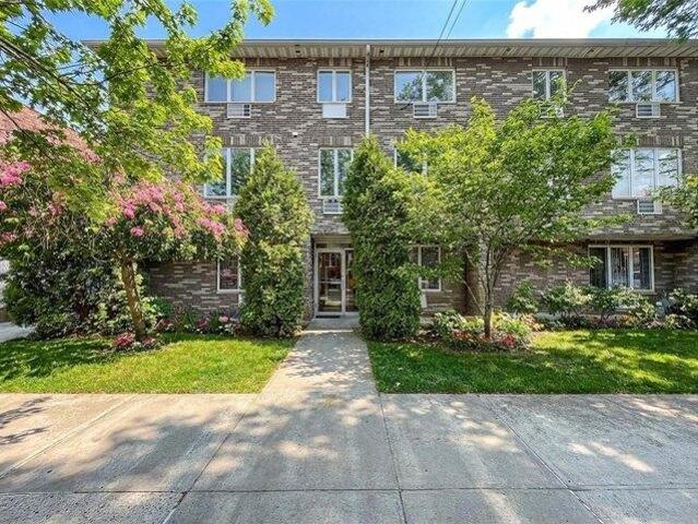 Condo for sale in Arverne, New York