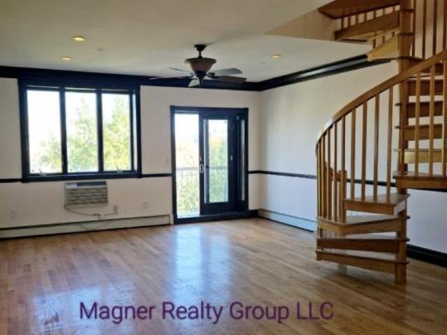 Apartment for rent in Arverne, New York