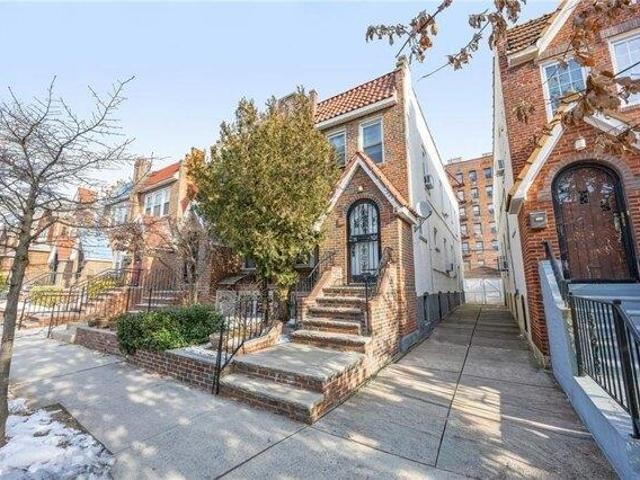 House for sale in Arverne, New York