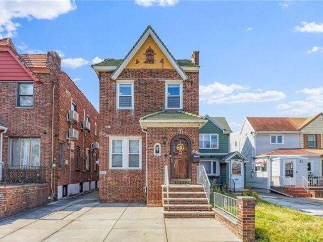 House for sale in Arverne, New York