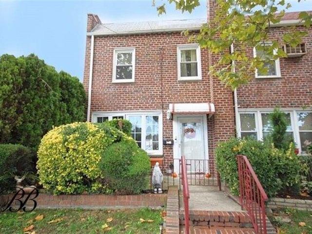 House for sale in Arverne, New York