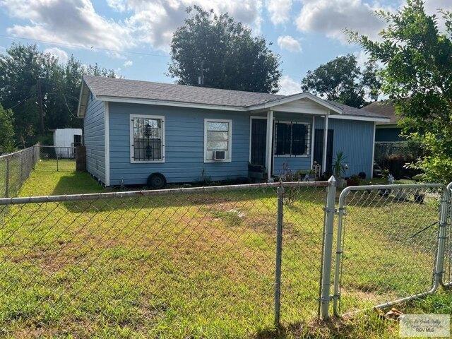 House for sale in Cameron, Texas