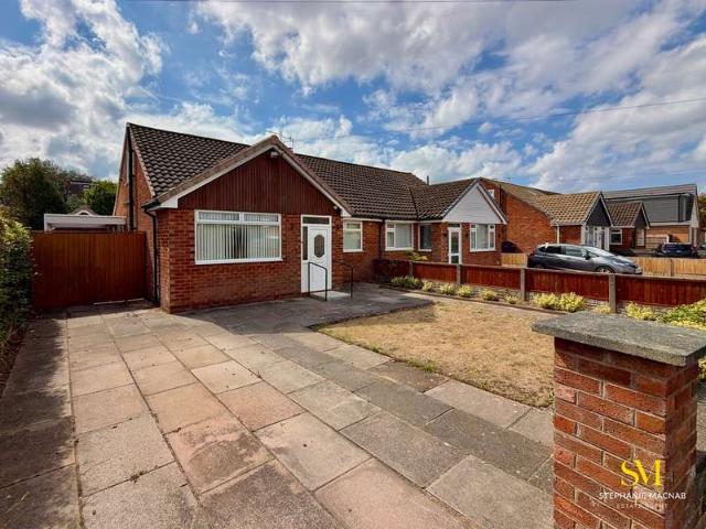 Bungalow for sale in Formby, Sefton