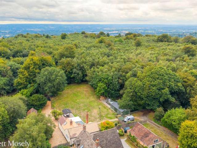 Bungalow for sale in Toy's Hill, Sevenoaks