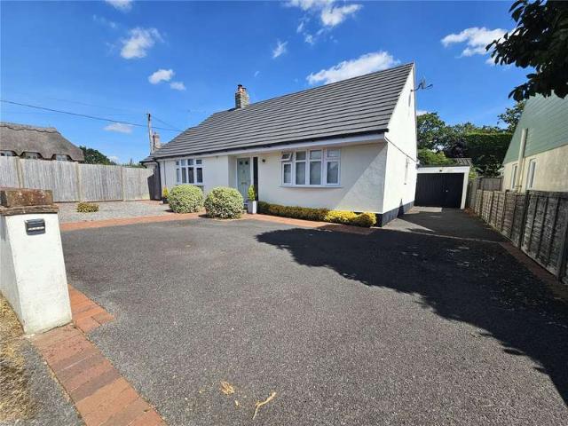 Bungalow for sale in Ashurst Bridge, Hampshire