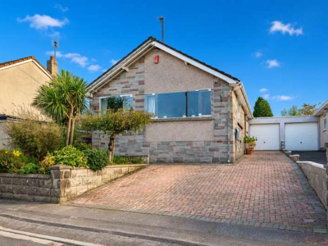Bungalow for sale in Worlebury, Weston-super-mare