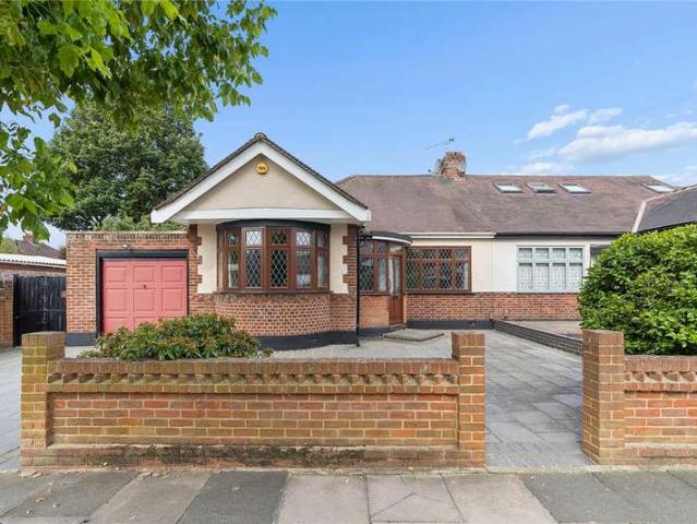 Bungalow for sale in Corbets Tey, Greater London
