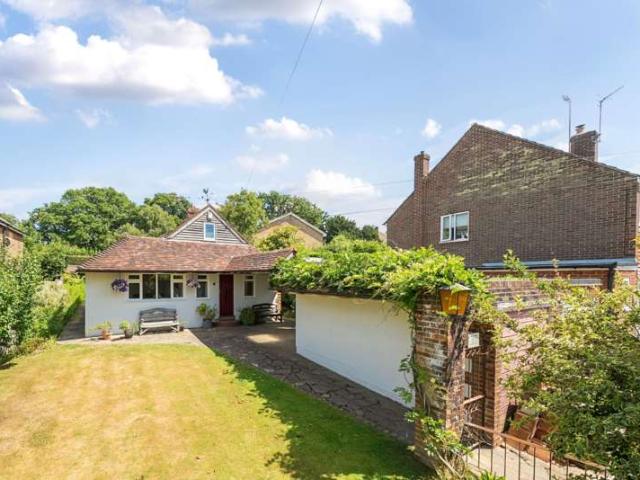 Bungalow for sale in Hillview, Surrey
