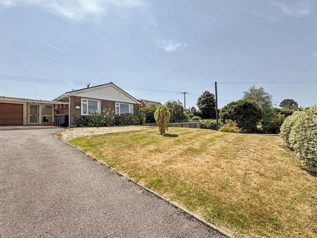 Bungalow for sale in West Grimstead, Wiltshire