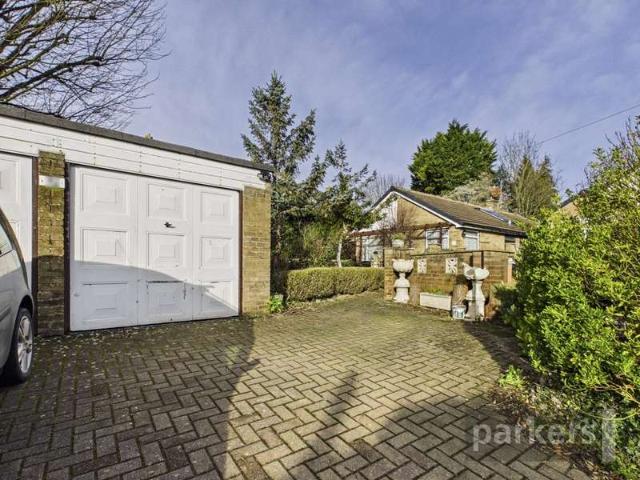 Bungalow for sale in Deer Park, West Oxfordshire