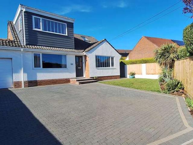 Bungalow for sale in Hulham, Budlake