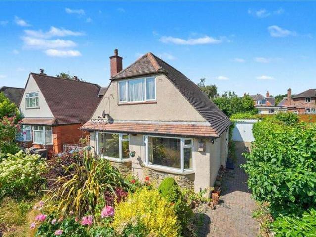 Bungalow for sale in Harrogate, North Yorkshire