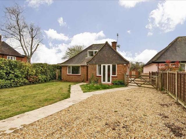 Bungalow for rent in Riverdene, Priest Down