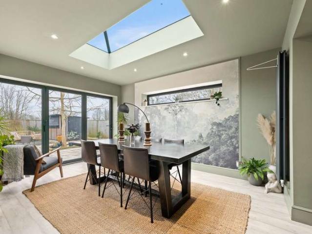 Bungalow for sale in Gedling, East Midlands