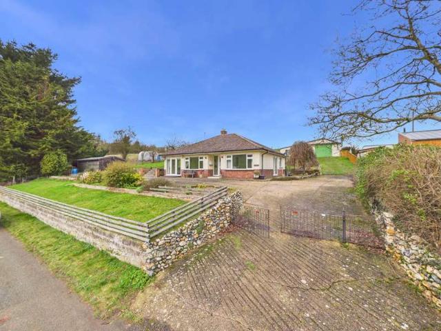 Bungalow for sale in Harleston, South Norfolk