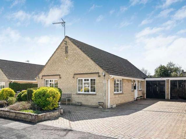 Bungalow for sale in Lechlade, Fossebridge