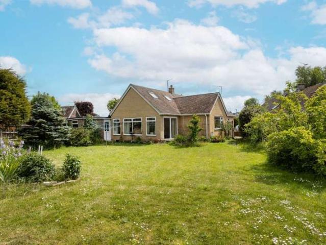 Bungalow for sale in Berrick Salome, Oxfordshire