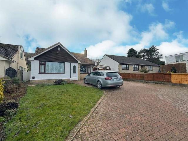 Bungalow for sale in Oldmixon, Weston-super-mare