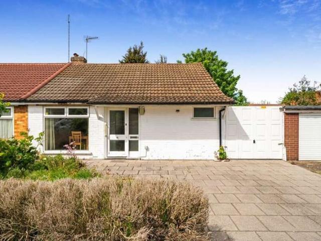 Bungalow for sale in Sudbury, Greater London