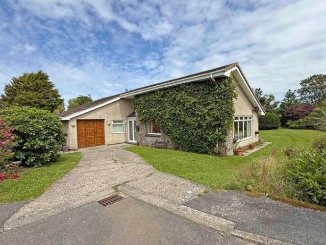 Bungalow for sale in Amlwch, Wales