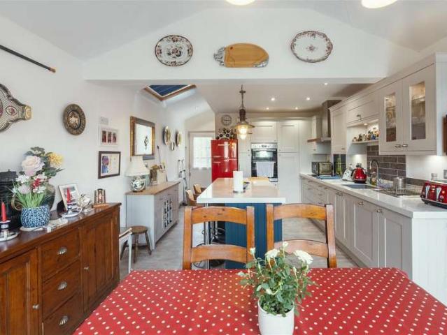 Bungalow for sale in Strode, Devon