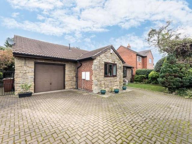 Bungalow for sale in Glasshoughton, Castleford