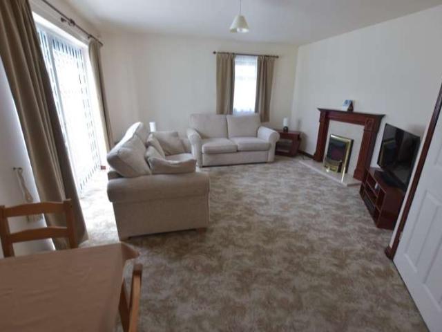 Bungalow for sale in Farsley, West Yorkshire