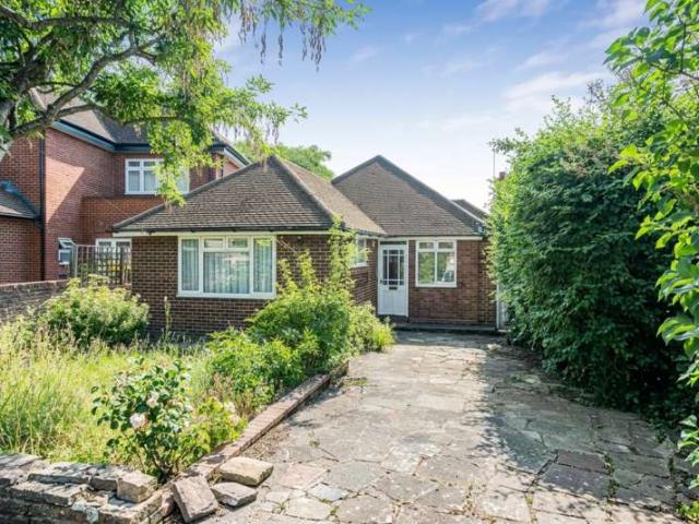 Bungalow for sale in Little Stanmore, Greater London