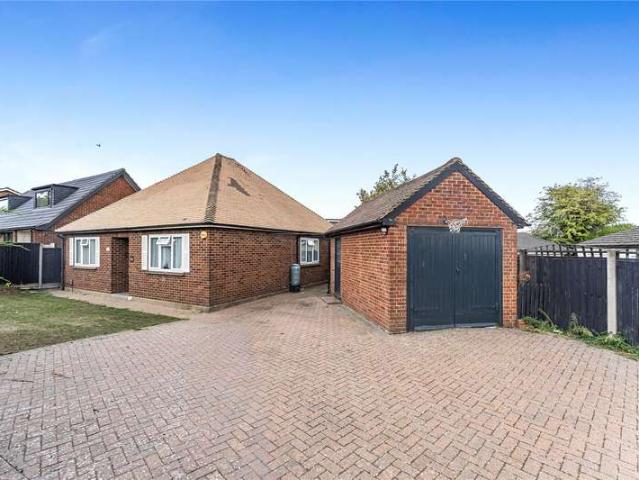 Bungalow for sale in Knaphill, Woking