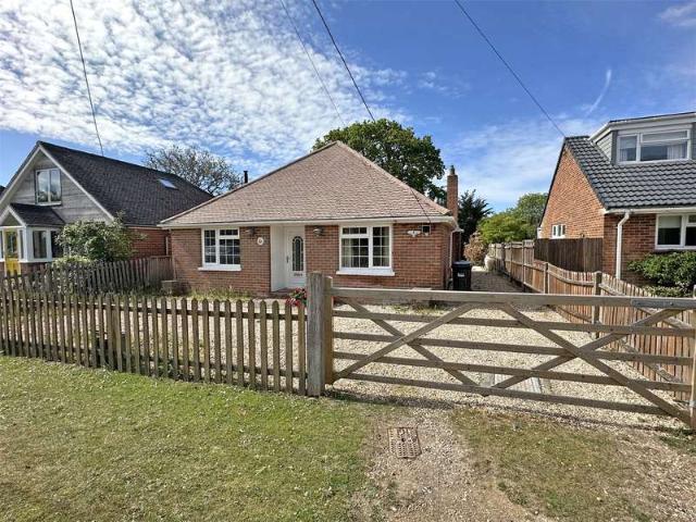 Bungalow for sale in Ashurst Bridge, Hampshire