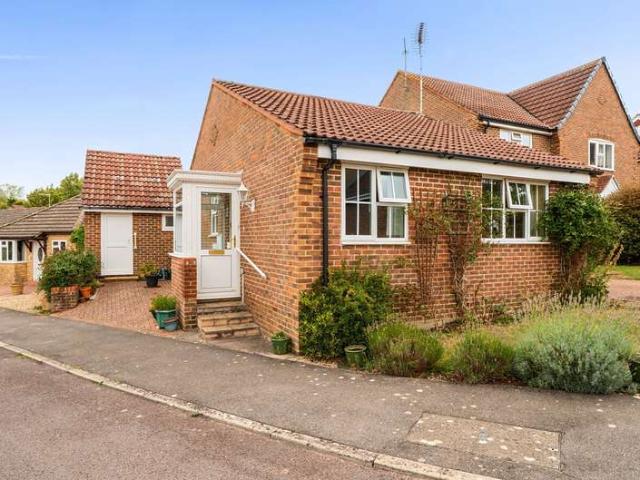 Bungalow for sale in Faringdon, Vale of White Horse