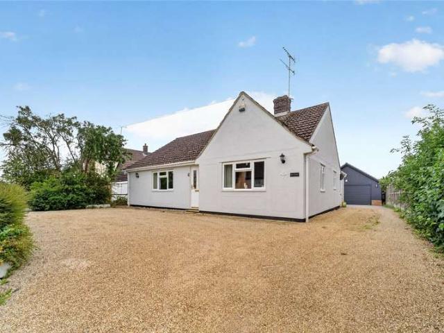 Bungalow for sale in Fordham Heath, Essex