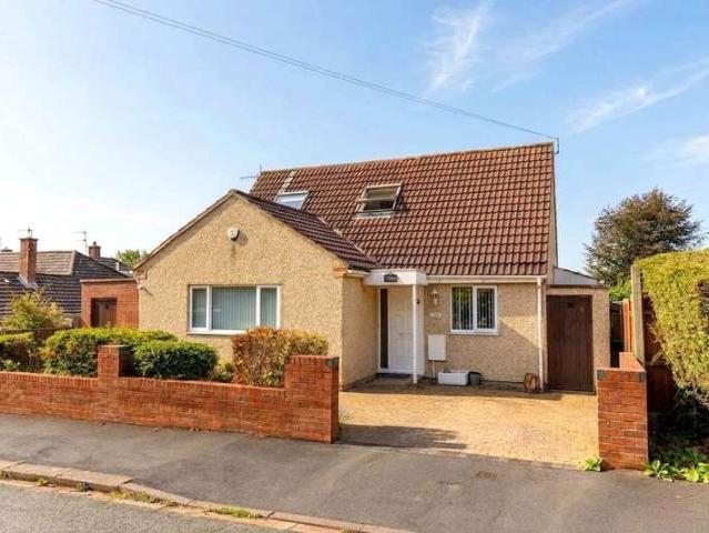 Bungalow for sale in Repton Grange, Feckenham