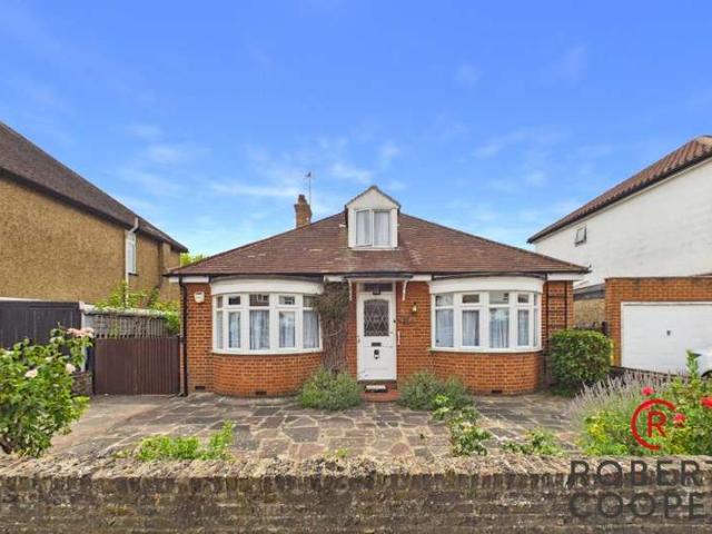 Bungalow for sale in Eastcote, Greater London