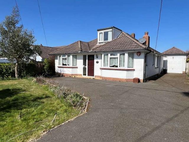 Bungalow for sale in Old Milton, Ashurst Bridge