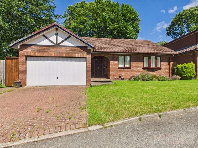 Bungalow for sale in Calderstones