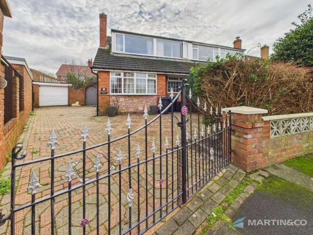 Bungalow for sale in Hawes Side, Blackpool