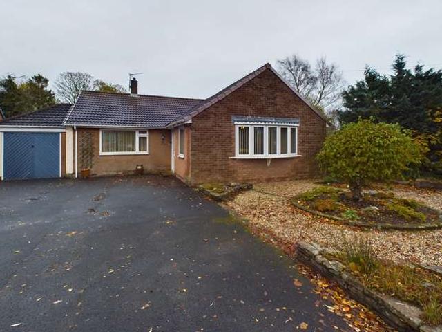 Bungalow for rent in Whiteclosegate, Houghton