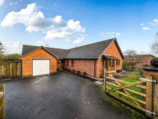 Bungalow for sale in Llanyre, Wales