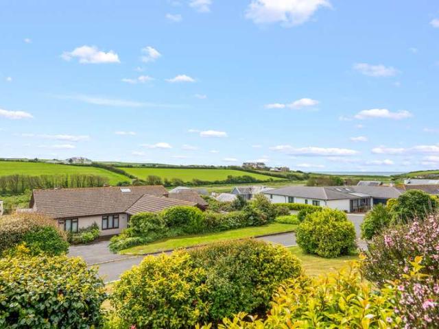 Bungalow for sale in Strode, Devon