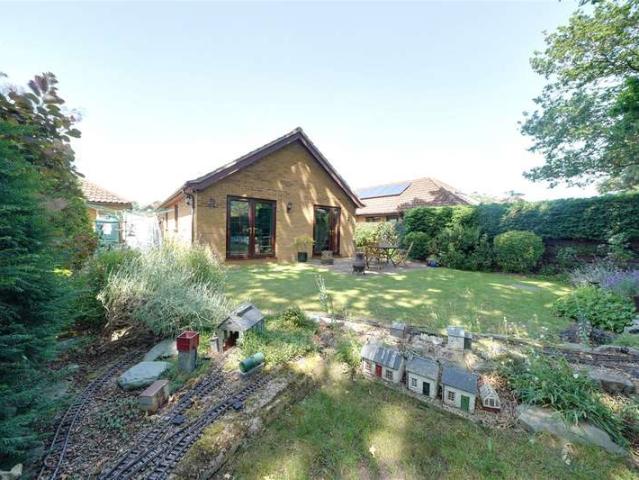 Bungalow for sale in Chedburgh, Suffolk