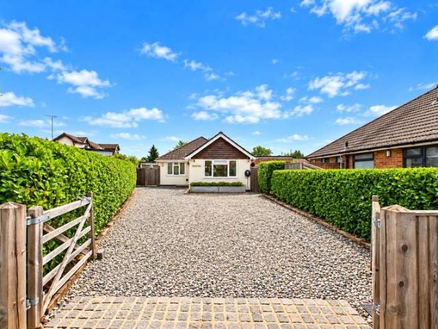 Bungalow for sale in North Bourne, Surrey Heath