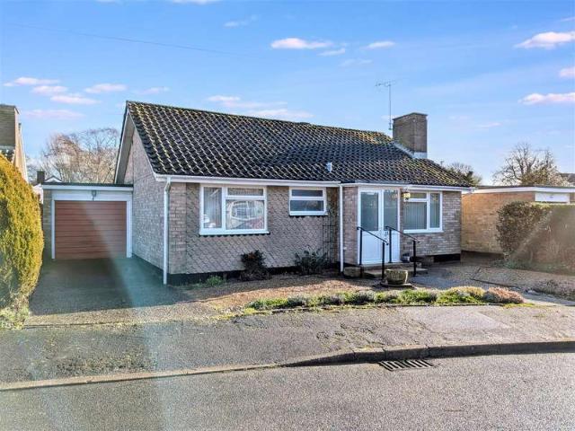 Bungalow for sale in Barnham and Eastergate, Clapham