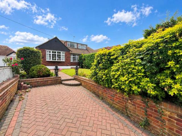 Bungalow for sale in London Borough of Havering, Greater London