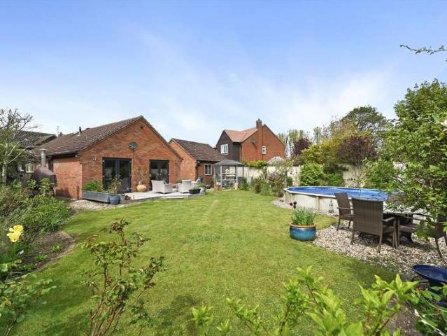 Bungalow for sale in Dale Hill, Essex