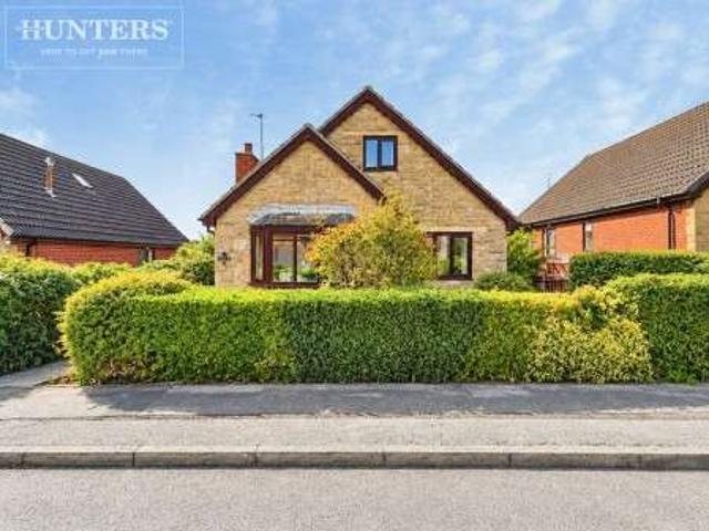 Bungalow for sale in Hoyland Common, Barnsley