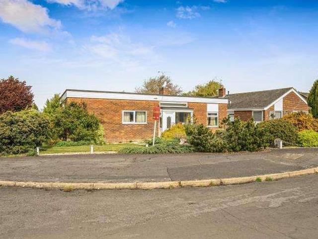 Bungalow for sale in Dromore, Oxfordshire