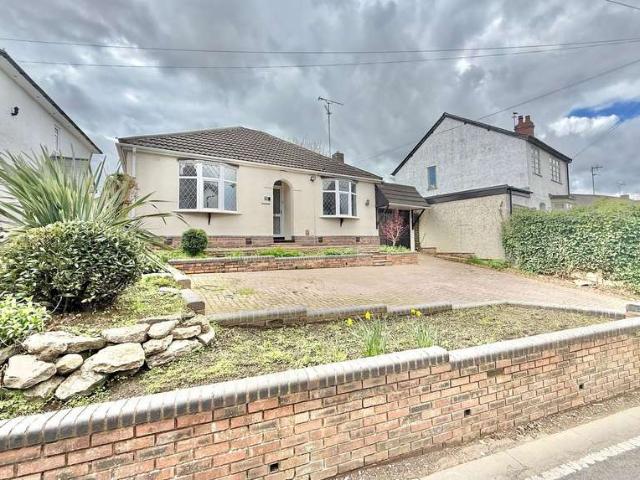 Bungalow for sale in Goldthorn Hill, West Midlands