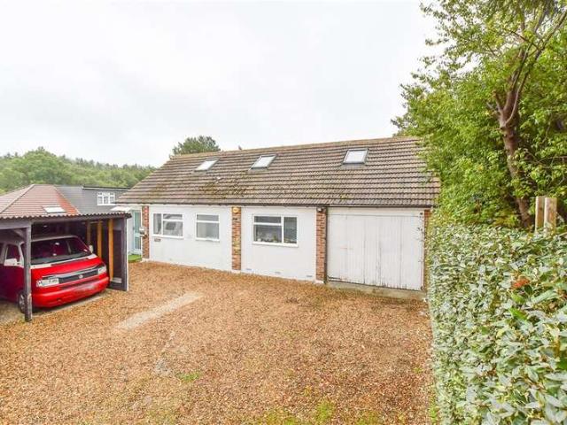 Bungalow for sale in The Butts, Kent